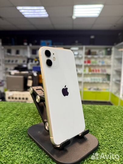 iPhone 11, 128 ГБ