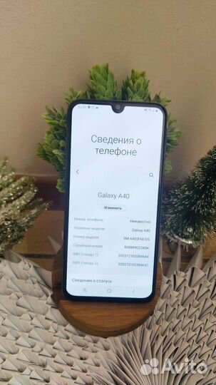 Samsung Galaxy A40, 4/64 ГБ