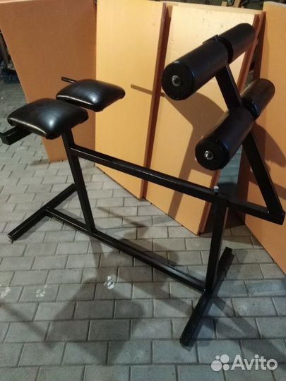 Тренажер для гиперэкстензии