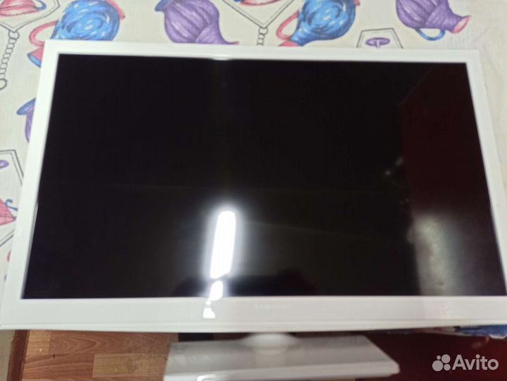 Samsung ue24h4080au на запчасти