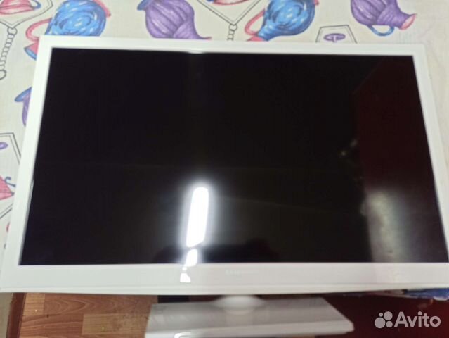 Samsung ue24h4080au на запчасти