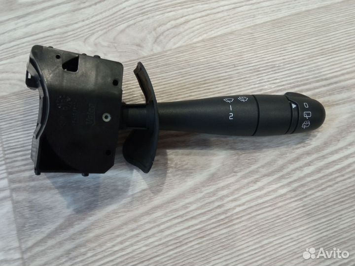 Переключатель подрулевой Renault Stepway 1