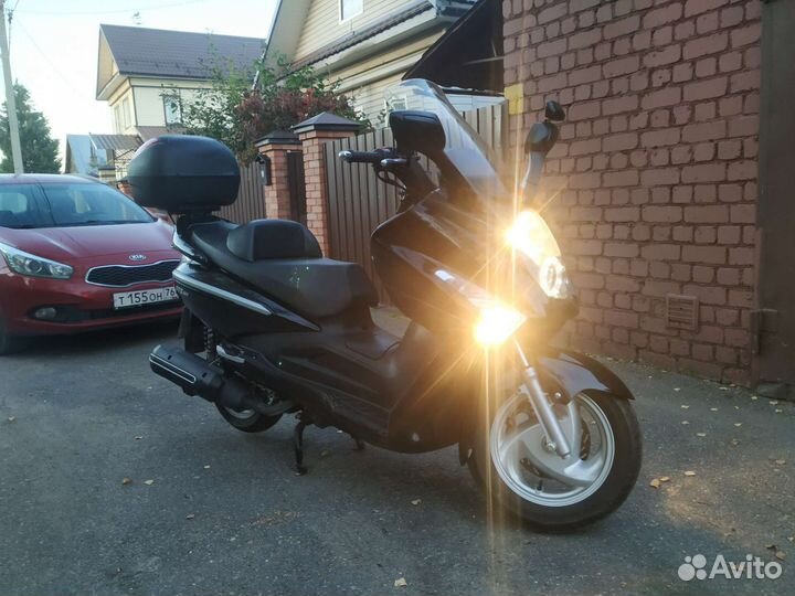 SYM GTS 250