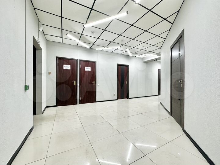 Второй этаж, панорамные окна, от 13 до 50 м²