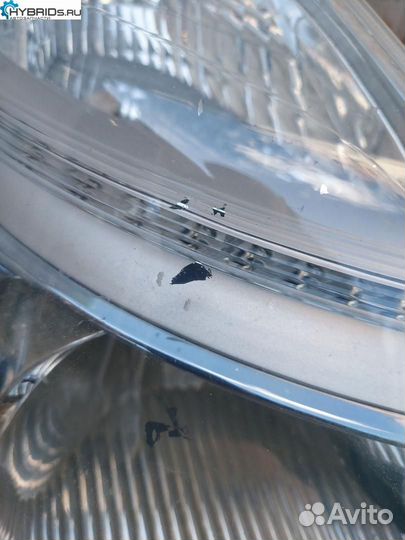 Фара правая Toyota Prius 2 NHW20 (2003 - 2011)