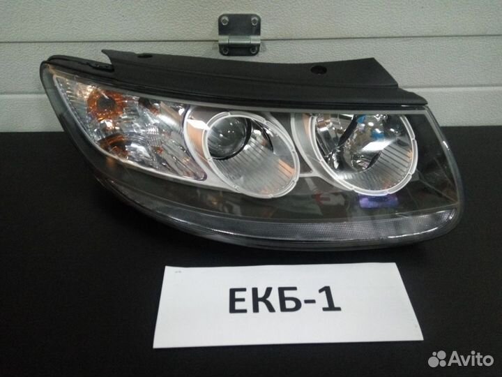 Фара правая Hyundai Santa Fe 2 см 2006-2012