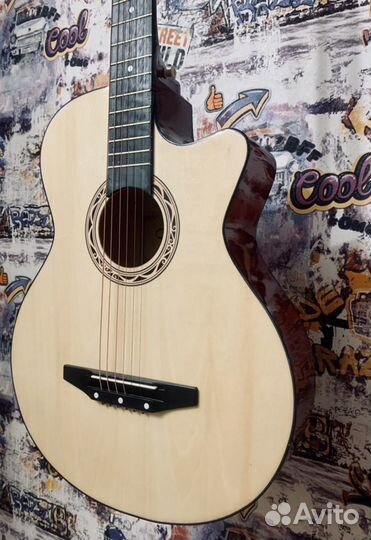 Гитара акустическая + тюнер