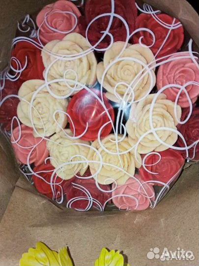 Букеты из шоколадных цветов