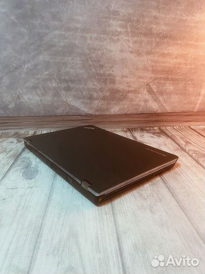 Ноутбук Lenovо ThinkPad / 320gb HDD/ Grарhics / i3
