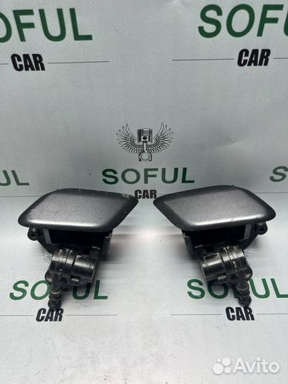 Форсунка омывателя фар (Рестайлинг) Toyota Auris