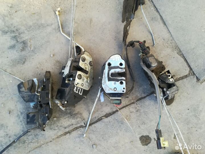 Замки механизмы дверей Kia Spectra