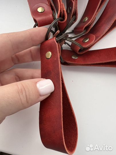 Брелок для ключей из натуральной кожи