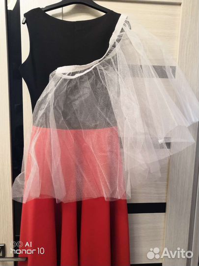 Платье женское