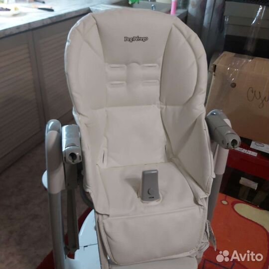 Стульчик для кормления peg perego