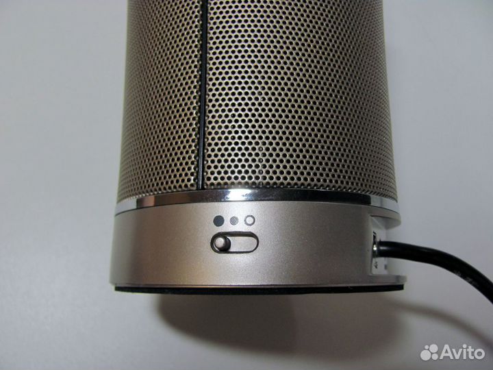 Аудиоколонки с цветовыми фонтанами