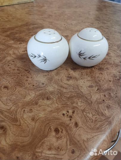 Салонки отдам за шоколадку