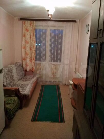 Комната 14 м² в 5-к., 2/5 эт.