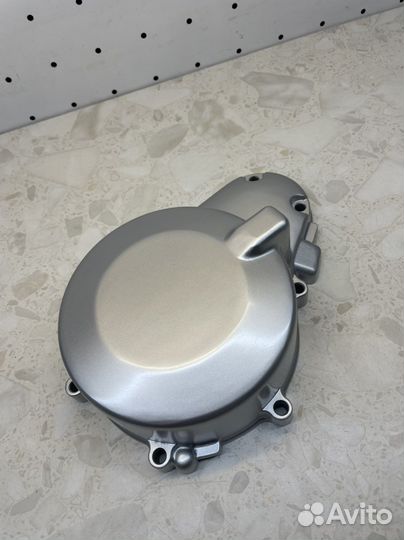 Крышка генератора kawasaki ZZR400 1-2