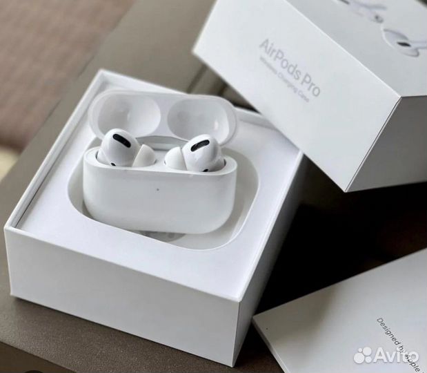 Беспроводные наушники apple airpods