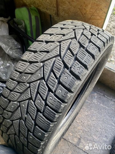 Dunlop Grandtrek Ice 02 225/65 R17