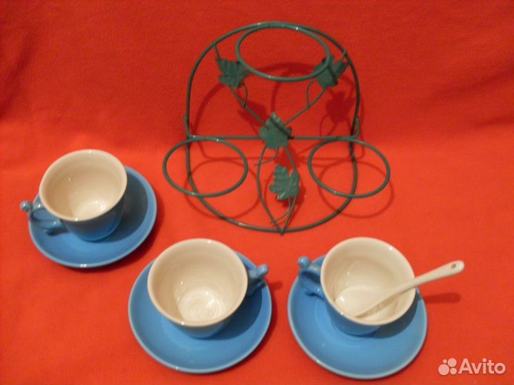 Подставка с чашками
