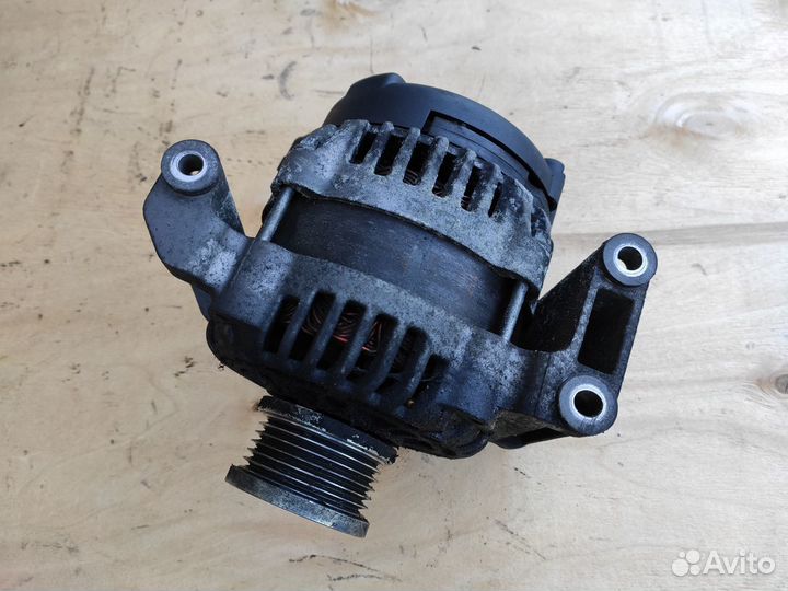 Генератор A13DTE 13502986 на Opel Astra J