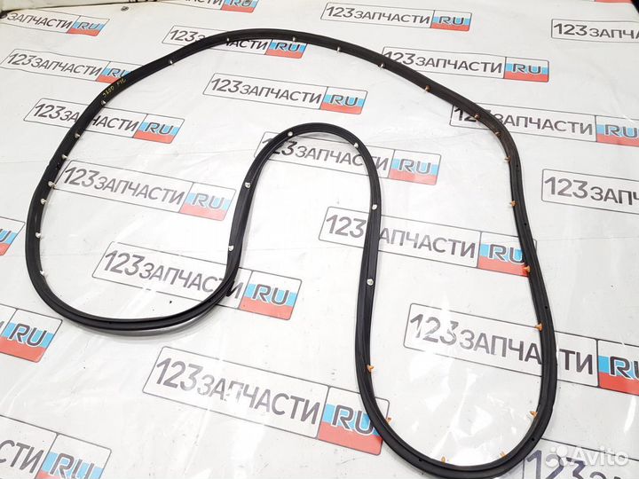 Уплотнитель двери передней левой Chevrolet Cruze