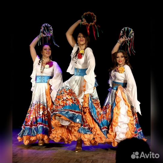 Цыганский ансамбль 