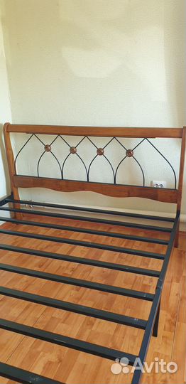 Кровать двухспальная 160200 металлическая бу