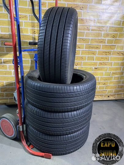 Michelin Primacy 4 215/55 R18