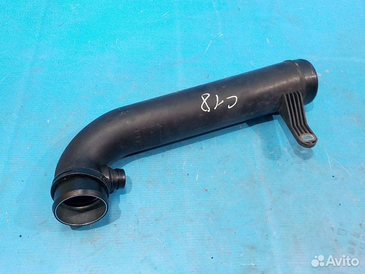 Патрубок воздушного фильтра volkswagen Passat CC 2