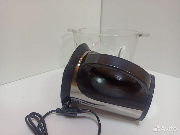 Измельчитель Bosch BSl-888