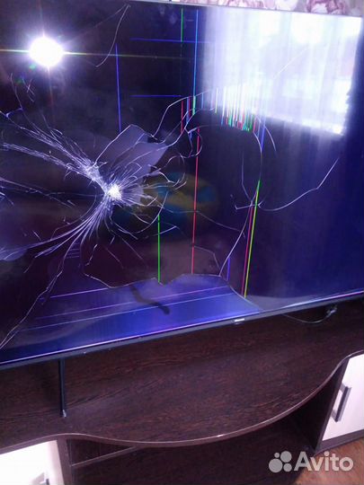 Телевизор на запчасти