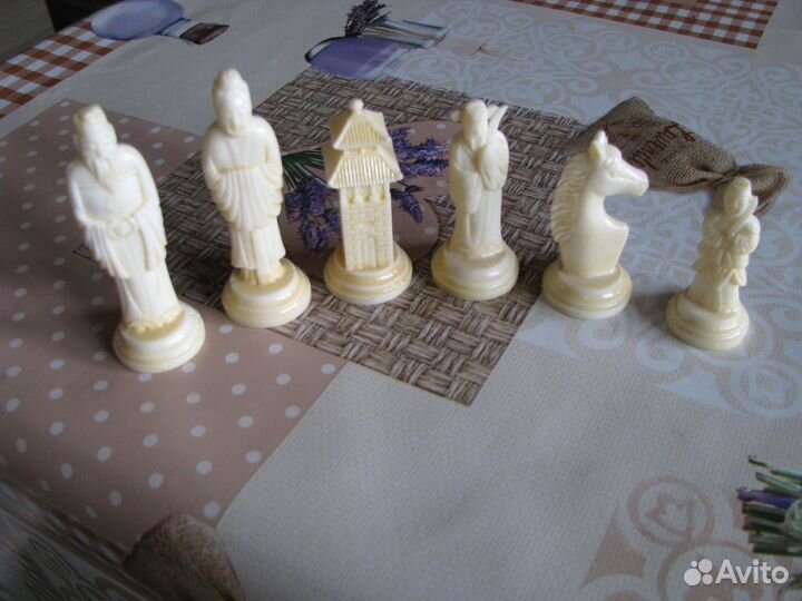 Шахматные фигуры полный комплект