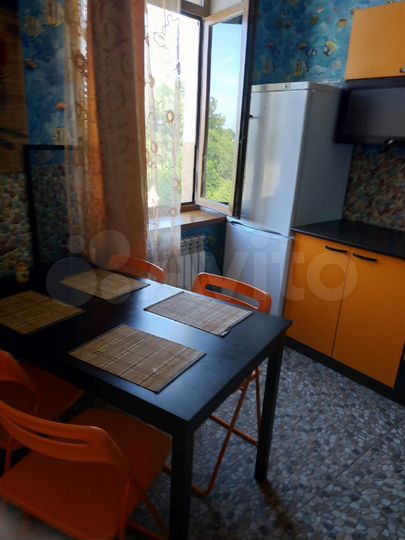 2-к. квартира, 43 м², 4/4 эт.