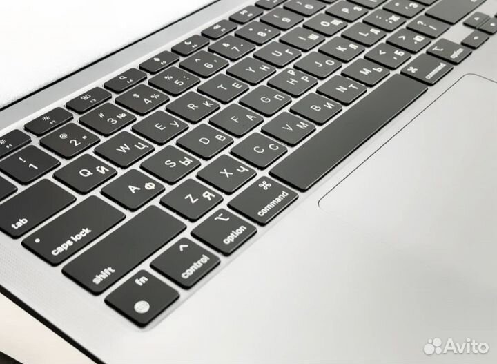 Macbook air m1 8/256гб Новый с русской клавиатурой