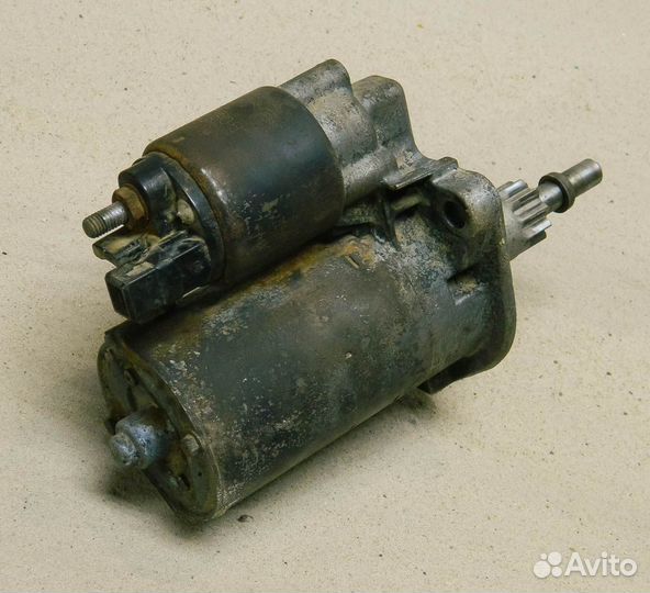 Стартер VW Passat B3 1.8