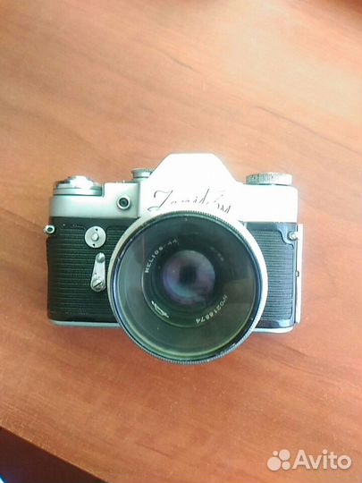 Плёночный фотоаппарат зенит 3м полностью исправен