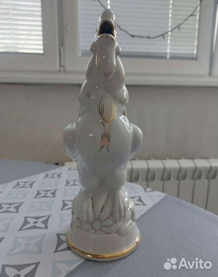 Штоф фарфоровый