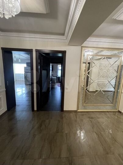 4-к. квартира, 164,5 м², 4/6 эт.