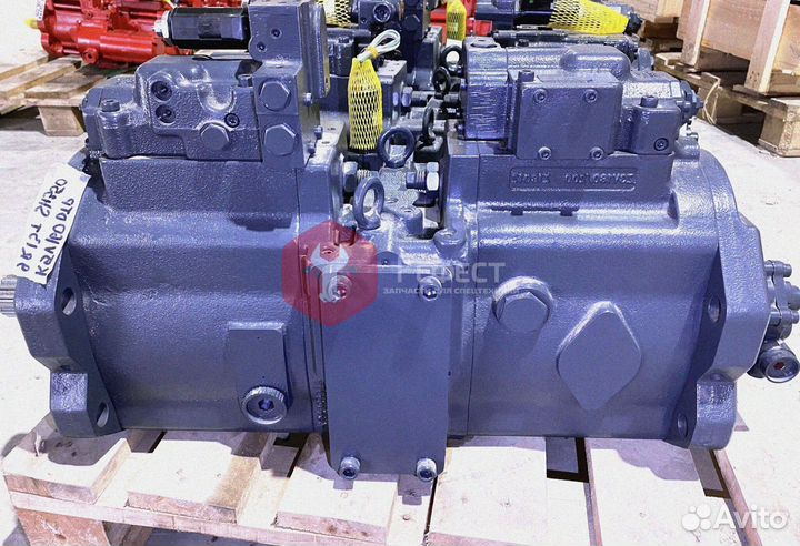 Основной насос CAT 336D2