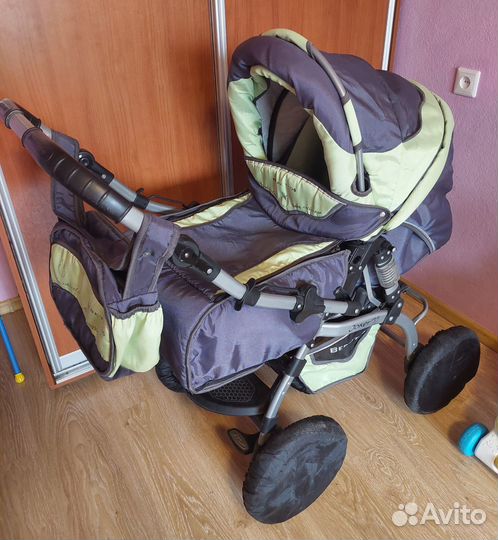 Продам коляску 3 в 1