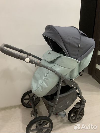 Коляска 3 в 1 riko Basic Bella