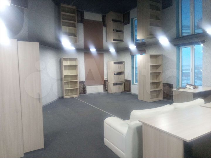Офис, 200 м²