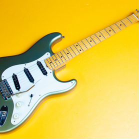 Fender '54 Eric Clapton Stratocaster Japan