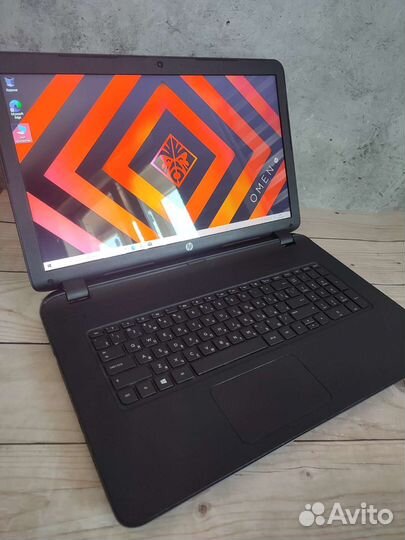 HP ноутбук 17.3