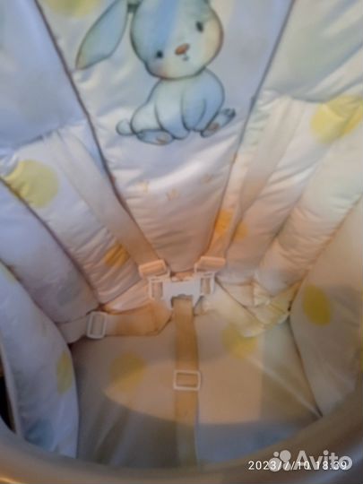 Продам стульчик для кормления