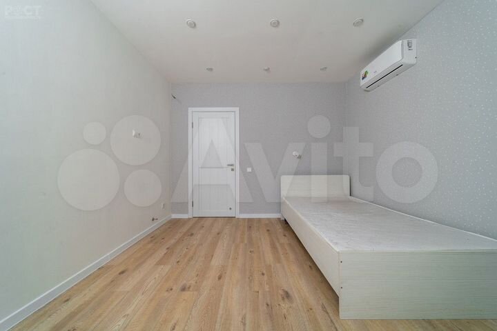 3-к. квартира, 95 м², 5/10 эт.