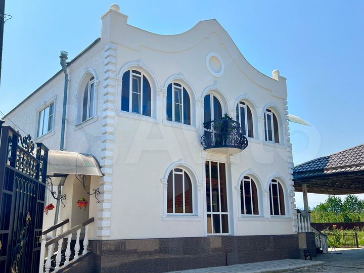 Дом 320 м² на участке 11 сот.