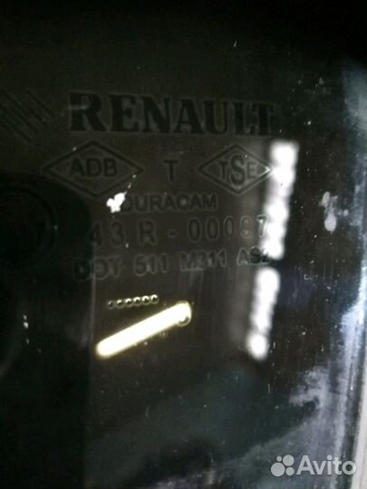 Стекло задней левой двери Renault Megane 2